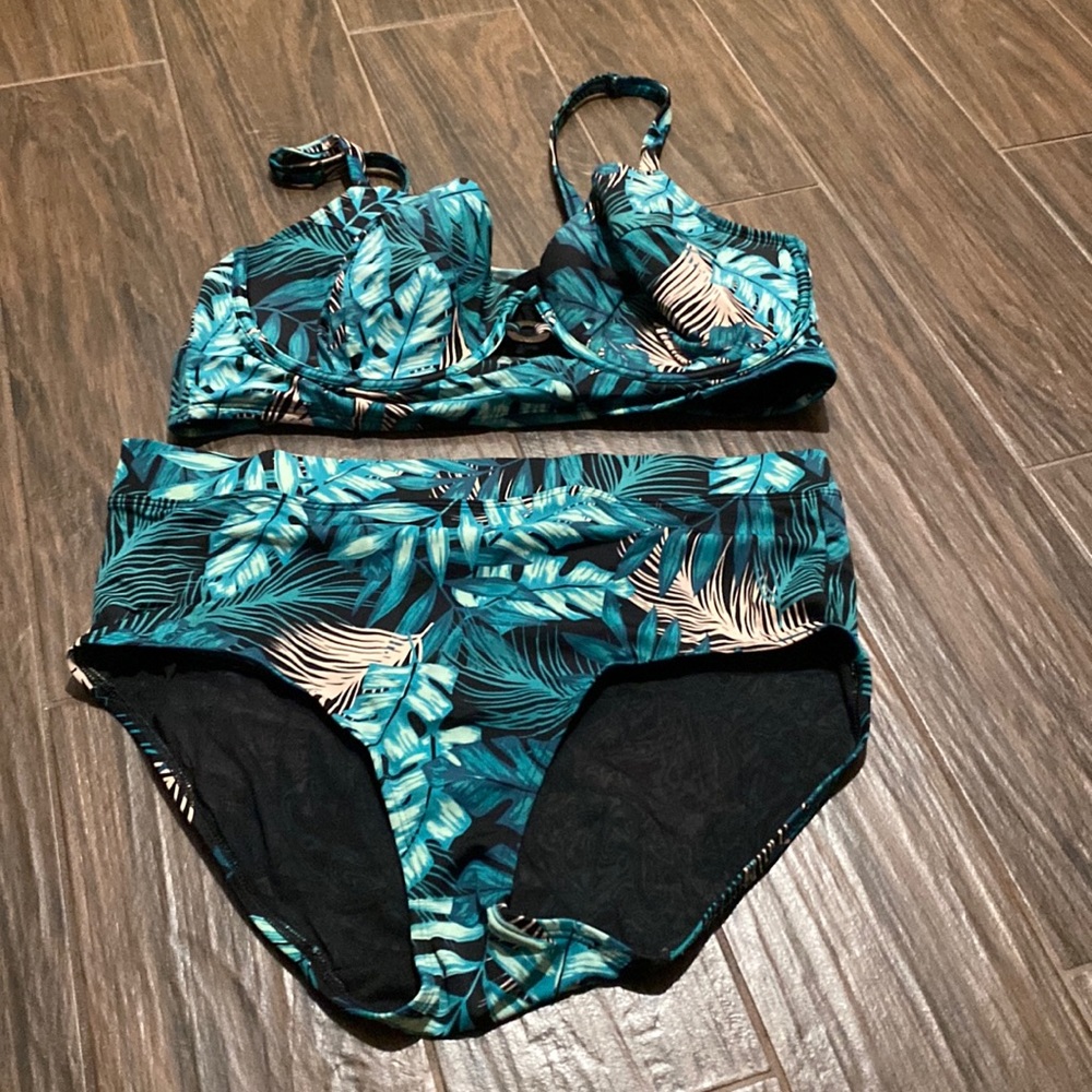 Swim by Cacique two piece palm print swim set
